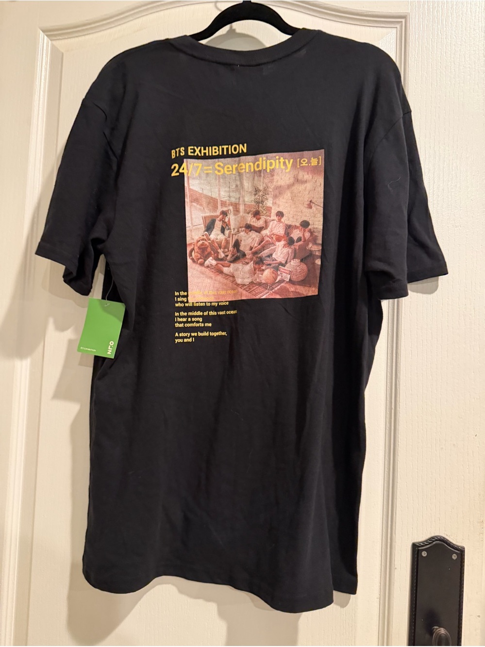 Exhibition 24/7=Serendipity Black Graphic Men’s T-Shirt